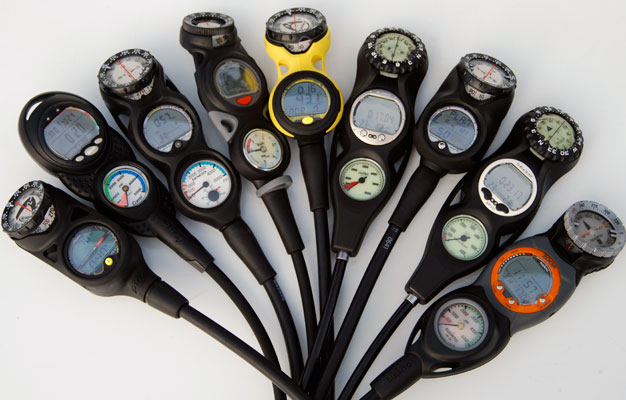 Обзор трехприборных консолей