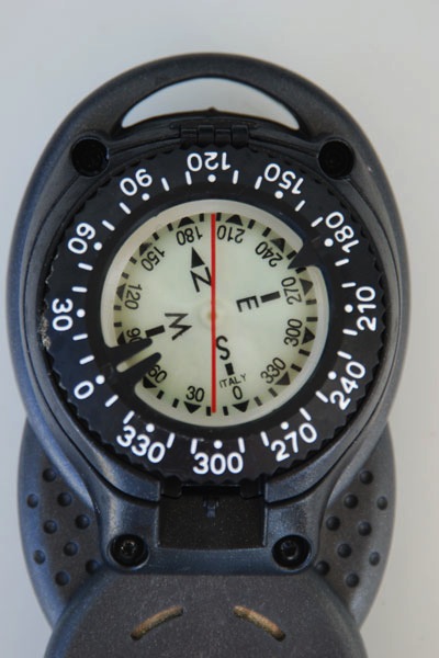 Обзор трехприборных консолей